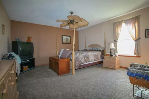 923 Quill Dr, Roscoe, IL 61073 photo 7