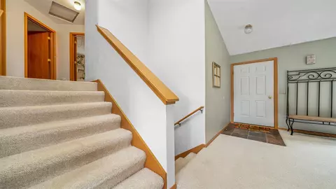 850 N Brookview Dr, Byron, IL 61010 photo 8