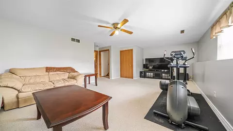 850 N Brookview Dr, Byron, IL 61010 photo 17