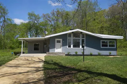 7922 Burr Oak Rd, Roscoe, IL 61073 photo 3
