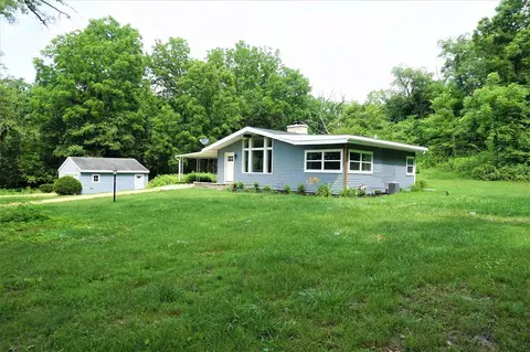 7922 Burr Oak Rd, Roscoe, IL 61073 photo 1