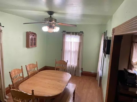 213 E 4th St, Pecatonica, IL 61063 photo 7