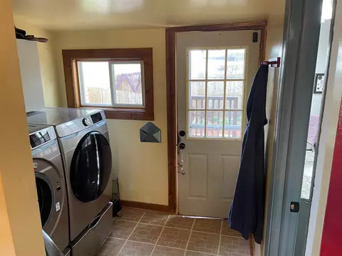 213 E 4th St, Pecatonica, IL 61063 photo 19