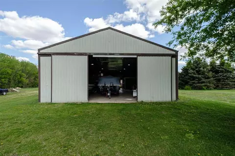 608 N 2nd St, Holcomb, IL 61043 photo 38