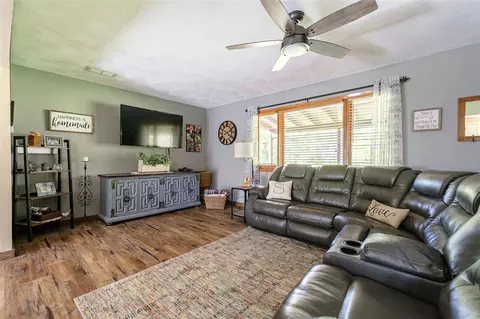 608 N 2nd St, Holcomb, IL 61043 photo 8