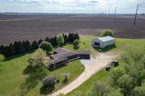 608 N 2nd St, Holcomb, IL 61043 photo 1