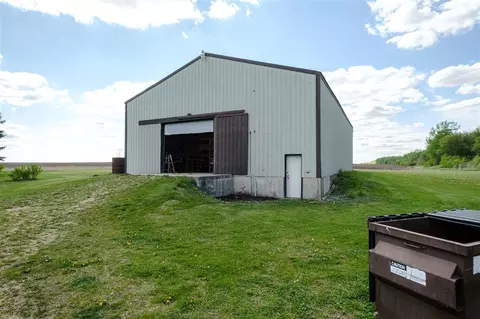 608 N 2nd St, Holcomb, IL 61043 photo 35