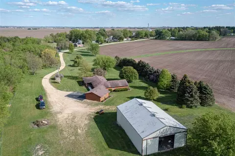 608 N 2nd St, Holcomb, IL 61043 photo 40