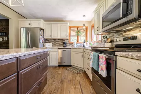 608 N 2nd St, Holcomb, IL 61043 photo 12