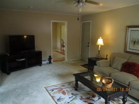 4129 Cushman Rd, Rockford, IL 61114 photo 8