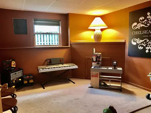 948 Thickett Trl, Roscoe, IL 61073 photo 21