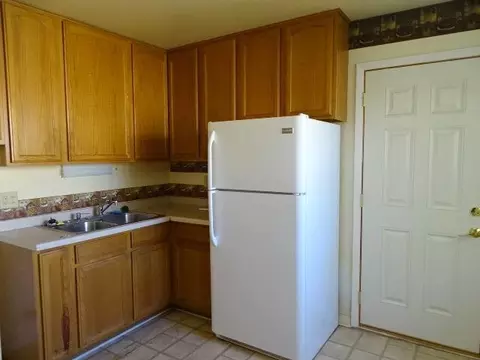 1502 Winter Dr, Freeport, IL 61032 photo 9