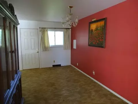1502 Winter Dr, Freeport, IL 61032 photo 3