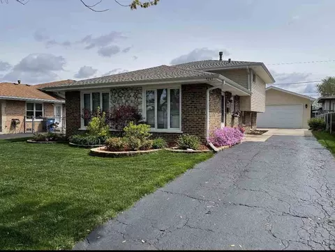 5241 138th St, Crestwood, IL 60445 photo 2