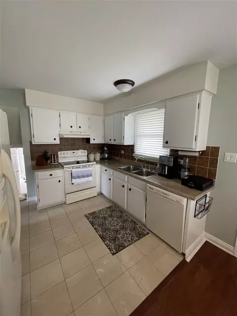 5241 138th St, Crestwood, IL 60445 photo 9