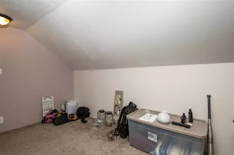 327 W 4th St, Pecatonica, IL 61063 photo 17