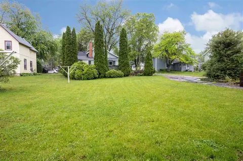 327 W 4th St, Pecatonica, IL 61063 photo 20