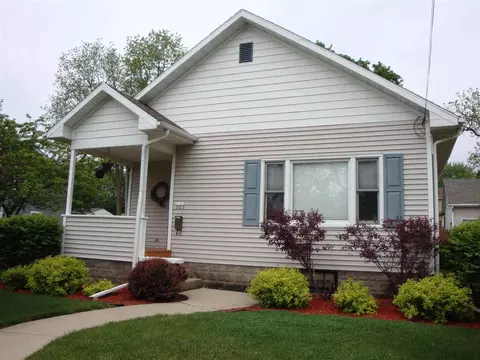 503 W Perry St, Belvidere, IL 61008 photo 1