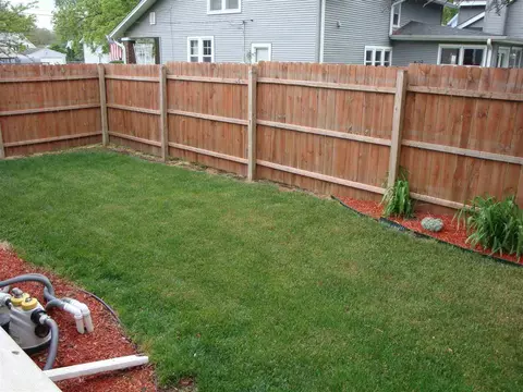 503 W Perry St, Belvidere, IL 61008 photo 24