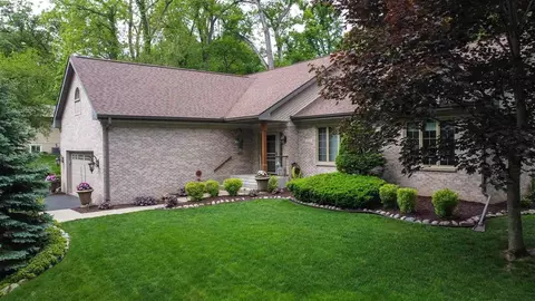 7835 Louella Dr, Roscoe, IL 61073 photo 1