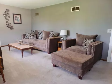 15724 Capron Rd, Capron, IL 61012 photo 5