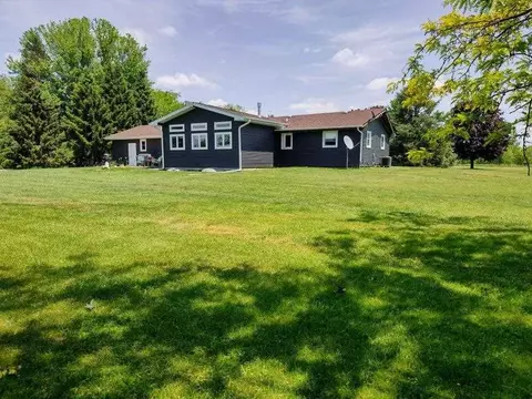15724 Capron Rd, Capron, IL 61012 photo 35
