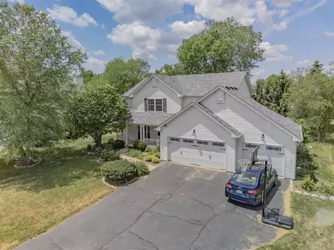 5542 Hodges Run, Roscoe, IL 61073 photo 1