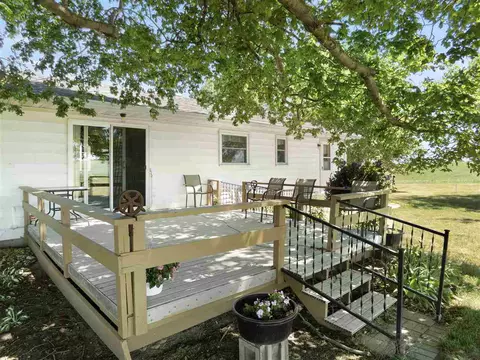 7365 E Ridott Rd, Ridott, IL 61067 photo 21