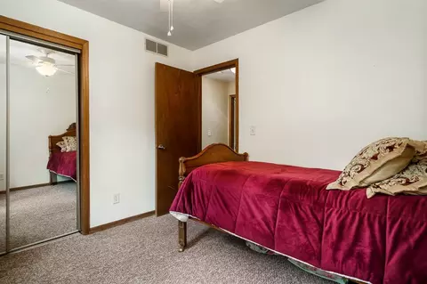 11128 Cedarbrook Rd, Roscoe, IL 61073 photo 14