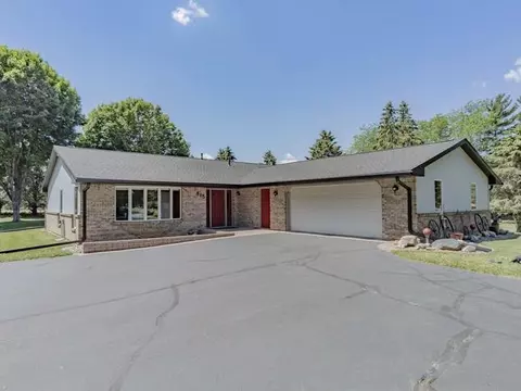 815 E Webb, Davis, IL 61019 photo 1
