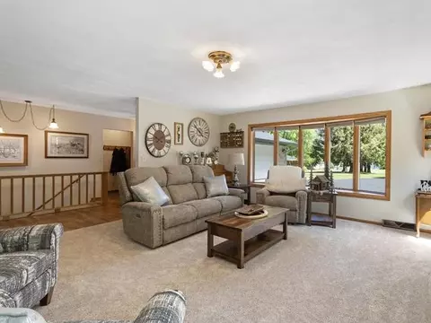 815 E Webb, Davis, IL 61019 photo 4