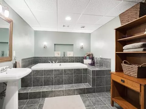 815 E Webb, Davis, IL 61019 photo 30