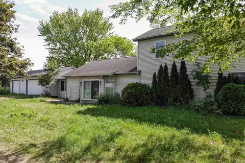 5801 E Colley Rd, Clinton, WI 53525 photo 3