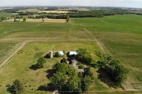 5801 E Colley Rd, Clinton, WI 53525 photo 31