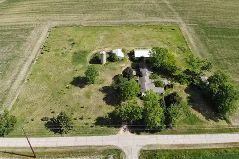 5801 E Colley Rd, Clinton, WI 53525 photo 6