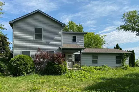 5801 E Colley Rd, Clinton, WI 53525 photo 1