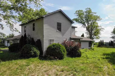 5801 E Colley Rd, Clinton, WI 53525 photo 2