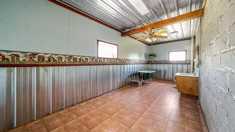 10538 N Pecatonica Rd, Leaf River, IL 61047 photo 37