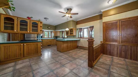 10538 N Pecatonica Rd, Leaf River, IL 61047 photo 5