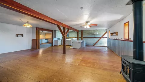 10538 N Pecatonica Rd, Leaf River, IL 61047 photo 34