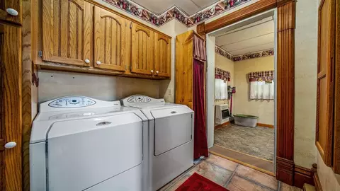 10538 N Pecatonica Rd, Leaf River, IL 61047 photo 12
