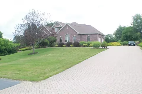 8696 Overlook Dr, Roscoe, IL 61073 photo 55