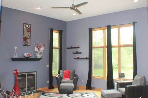 8696 Overlook Dr, Roscoe, IL 61073 photo 9
