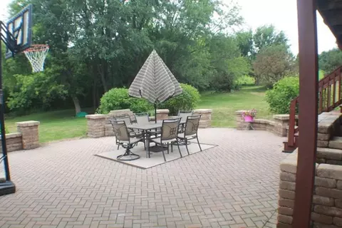 8696 Overlook Dr, Roscoe, IL 61073 photo 8