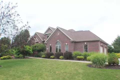 8696 Overlook Dr, Roscoe, IL 61073 photo 2