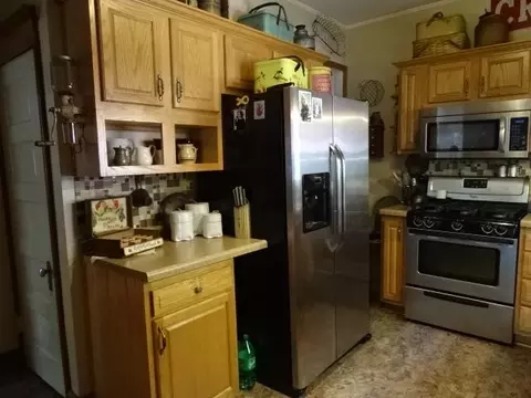31 N Bailey, Freeport, IL 61032 photo 30
