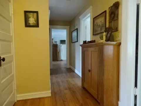 31 N Bailey, Freeport, IL 61032 photo 13