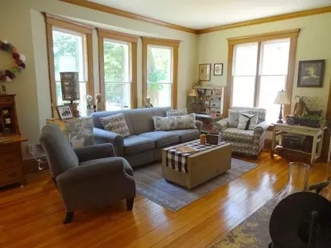 31 N Bailey, Freeport, IL 61032 photo 14
