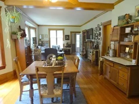 31 N Bailey, Freeport, IL 61032 photo 20