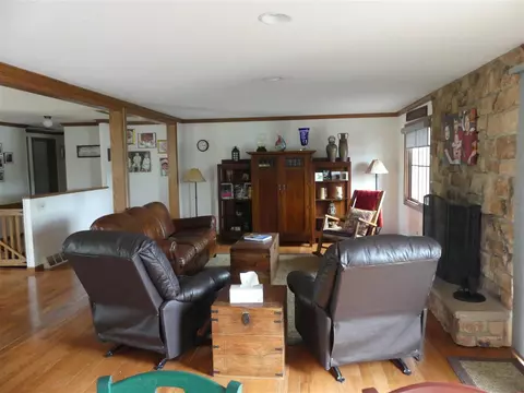 4-34 Grandview Dr, Lanark, IL 61046 photo 5